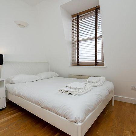 Modern 1 Bed Flat For Up To 2 People In Holborn, London With Free Wifiアパートメント エクステリア 写真