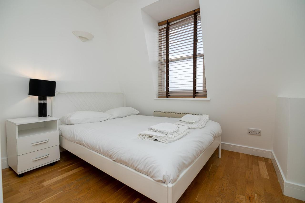 Modern 1 Bed Flat For Up To 2 People In Holborn, London With Free Wifiアパートメント エクステリア 写真